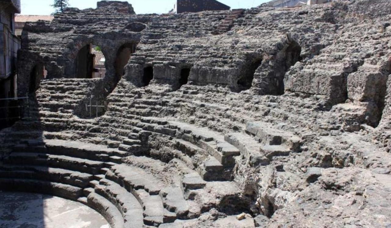 Apartment Domus Odeon La Casa Nel Parco Archeologico Di *